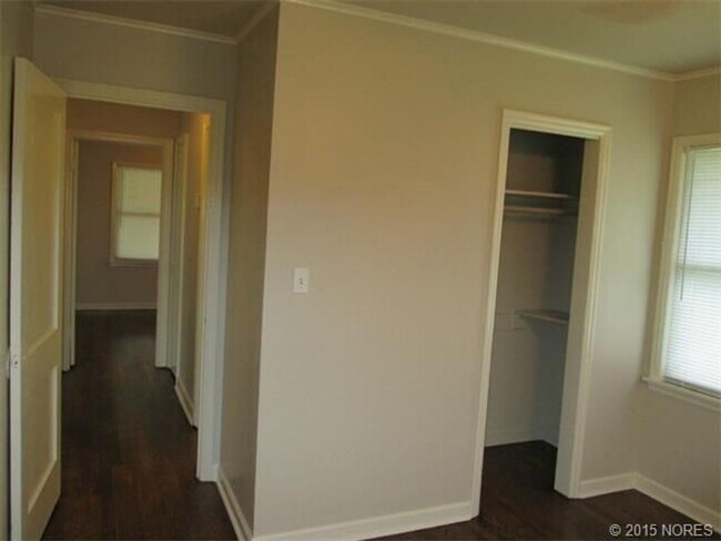 Building Photo - 2 Bed 1 Bath Rental Home - Tulsa