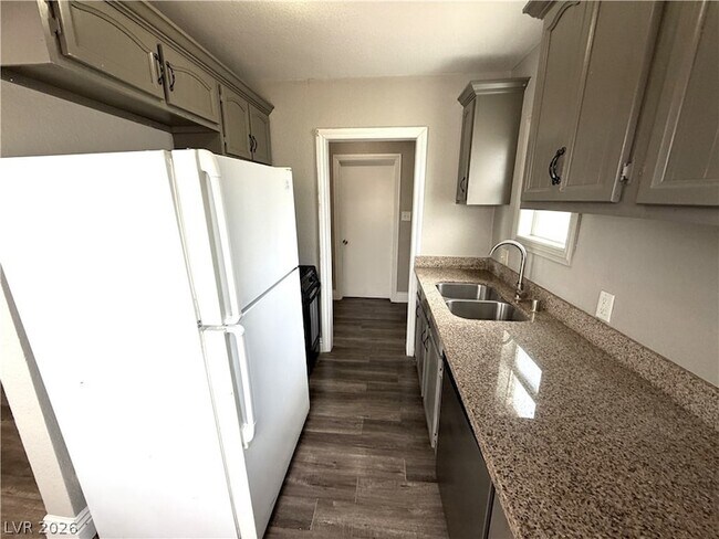 Foto del edificio - 5930 Dodd St