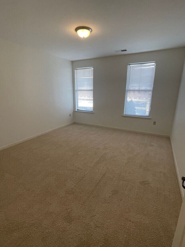 Foto del edificio - 2BD/2BA Condo located Downtown!
