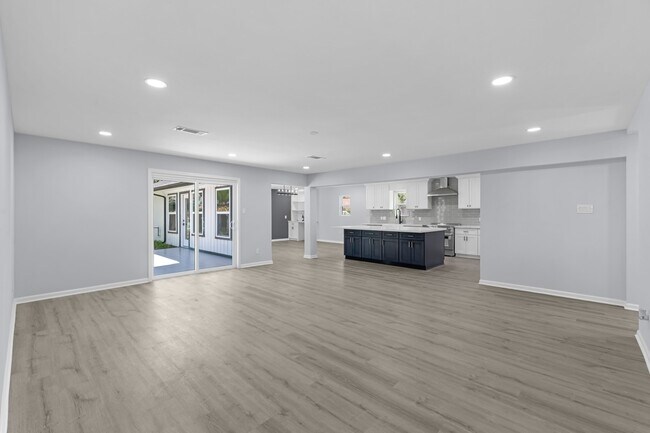 Building Photo - 11402 Ash Creek Dr