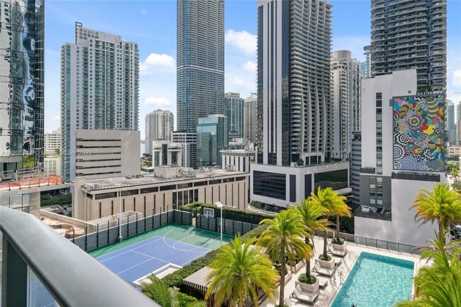 Building Photo - 801 S Miami Ave