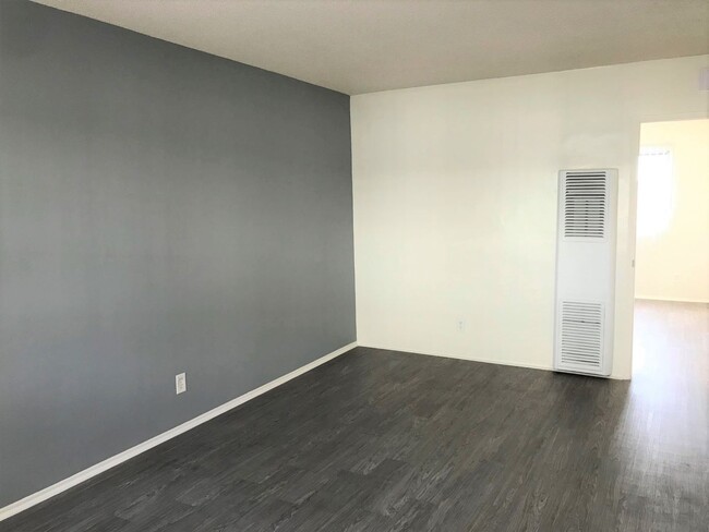 Foto del interior - 111-115 E. Beach Ave.