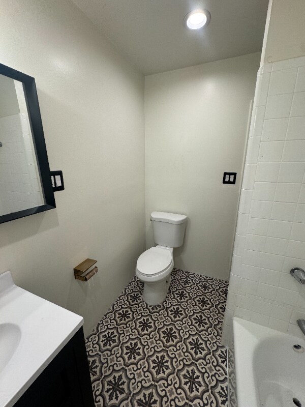 Foto del edificio - 1532 W 221st St