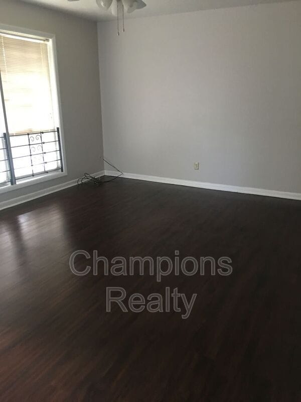 Building Photo - 1167 Staunton Dr