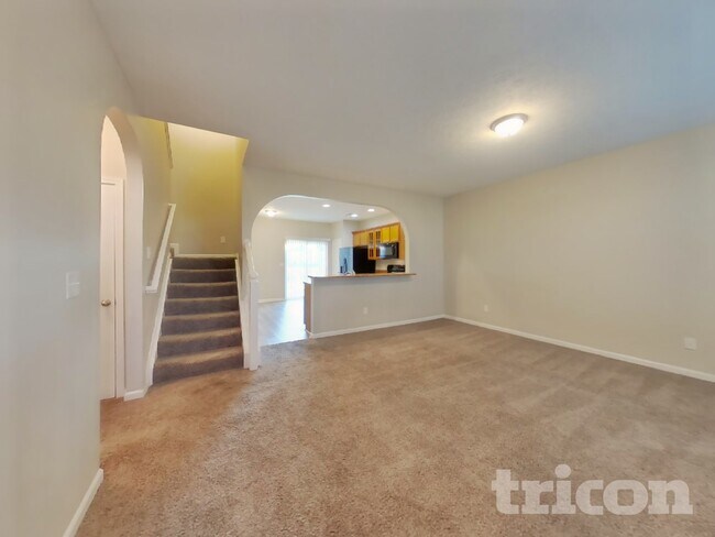 Building Photo - 2027 Shadow Creek Blvd