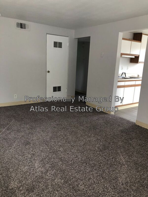 Building Photo - 1731 Fenton St