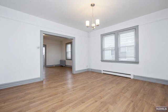Building Photo - 248 2nd St