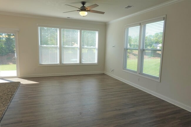 Building Photo - 409 Yellow Fox Rd