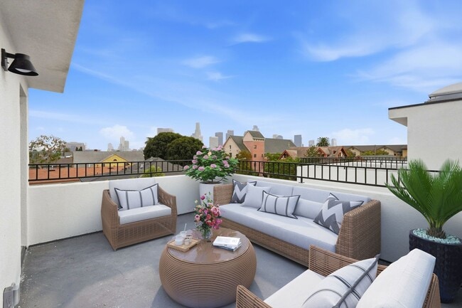 Photo - 1656 Rockwood St Apartment