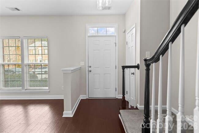 Foto del edificio - 19030 Natalie Michelle Ln