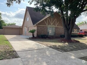 Building Photo - 2031 Millhouse Rd