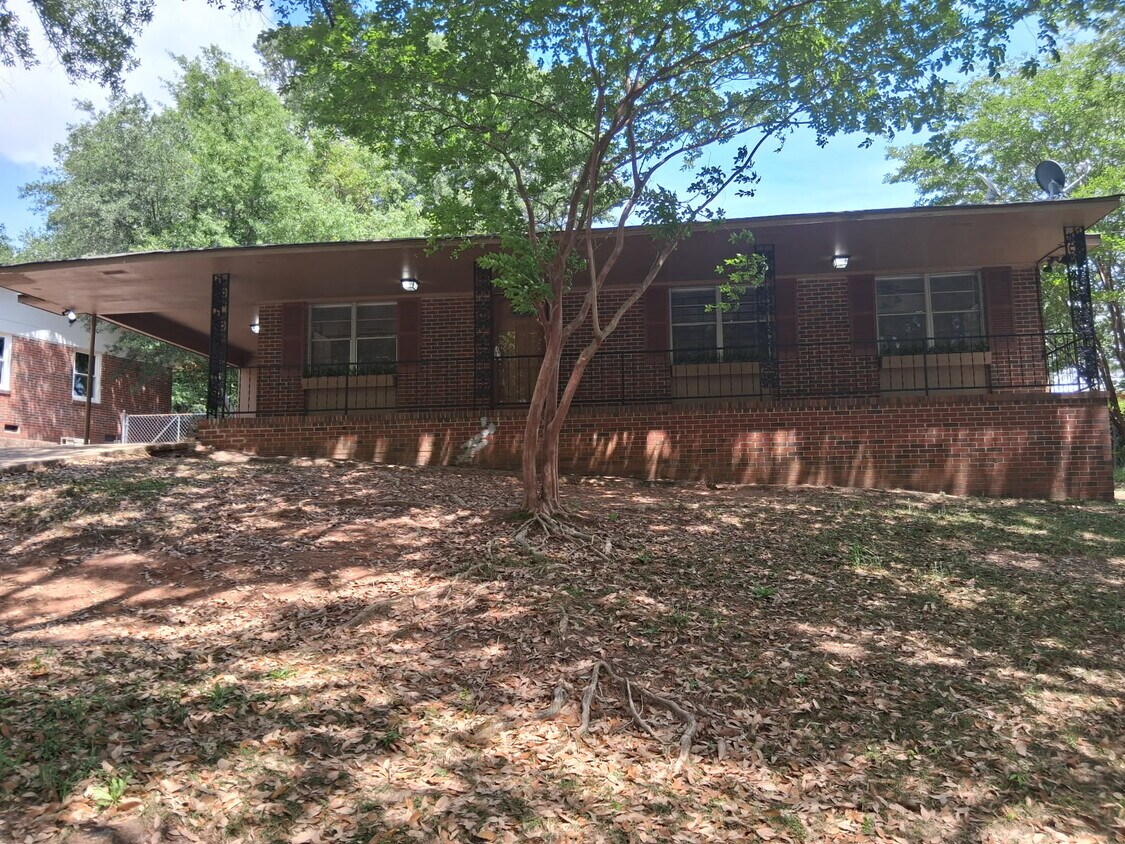 Primary Photo - 4529 Lasalle Dr