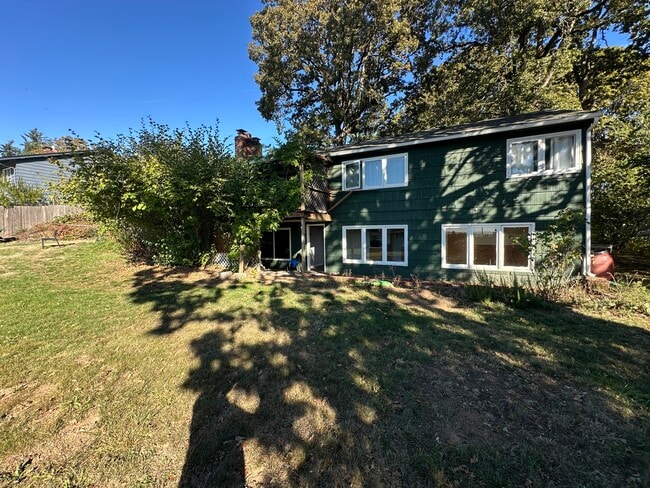 Building Photo - 12607 SW 64th Ave