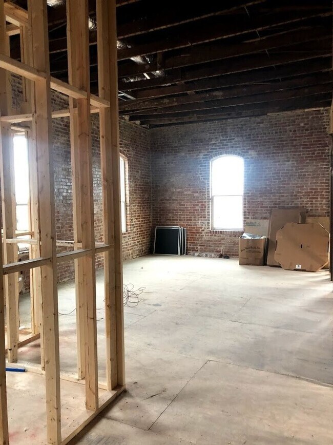 Foto del edificio - Loft Apartment Coming Soon