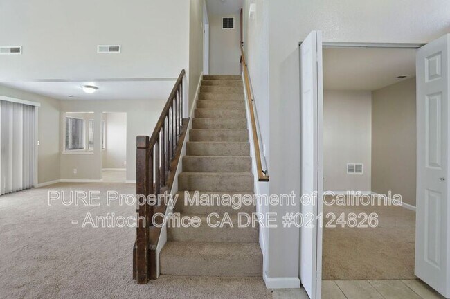 Foto del edificio - 2287 Oak Hills Dr