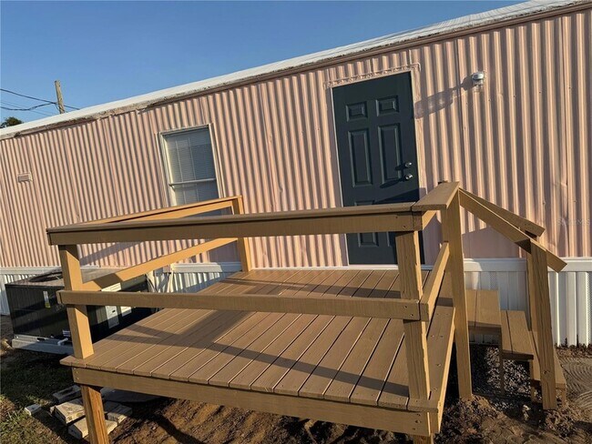 Building Photo - 112 Laureti Ln