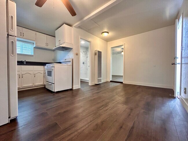 Foto del edificio - 1427 Hoover Ave