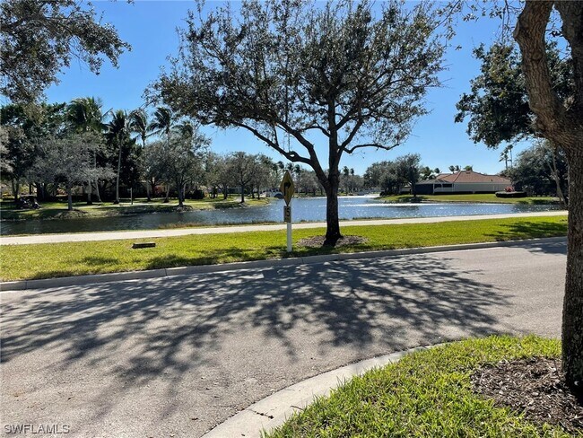 Building Photo - 6064 Towncenter Cir