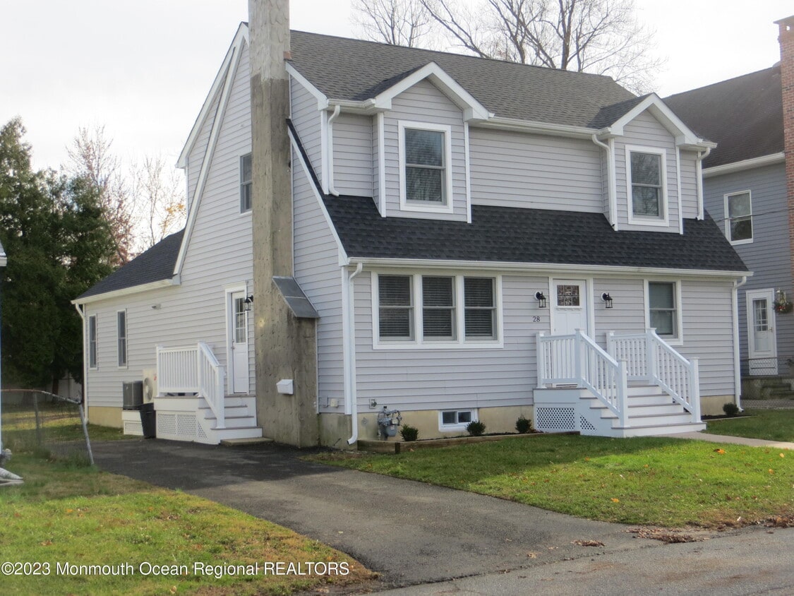28 Trenton Ave, Manasquan, NJ 08736 House Rental in Manasquan, NJ