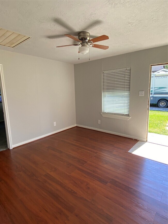 Foto del edificio - 311 S 3rd St