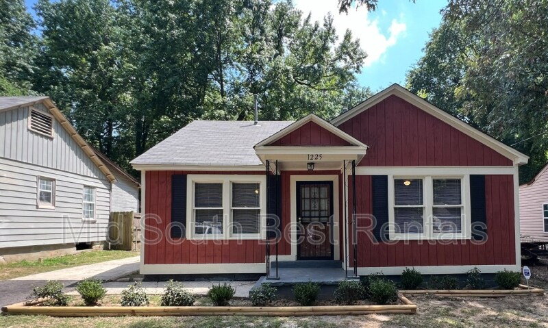 Primary Photo - 1225 E Alcy Rd