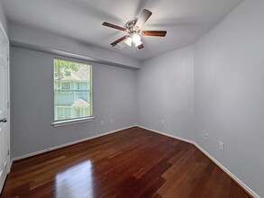 Building Photo - 3 Peach Ridge Pl
