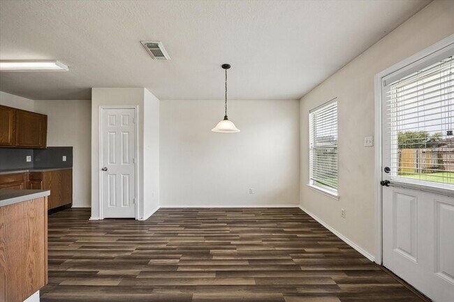 Foto del edificio - 2614 Balsam Ridge Way