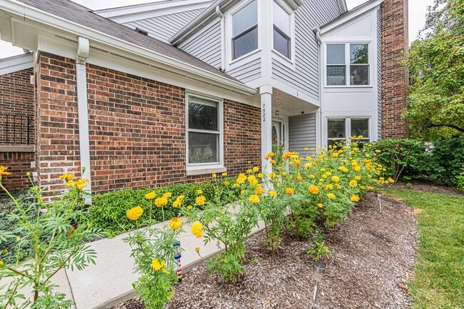 Building Photo - 2522 Live Oak Ln