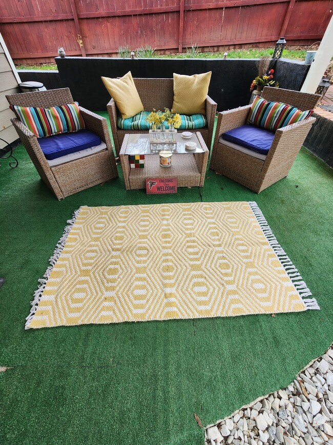 Folleto de una página de Duncan, 4169 Westport Road, 5-11-20 - 175 Rhodesia Ave SE