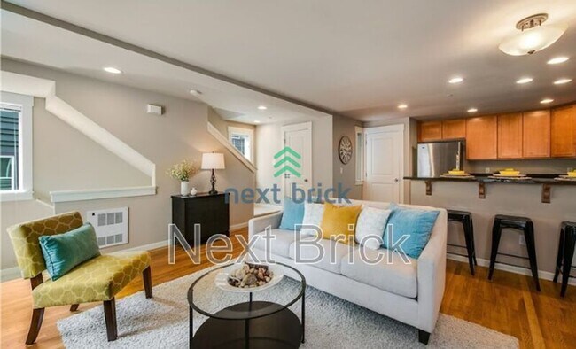 Foto del edificio - 2125 N 113th St