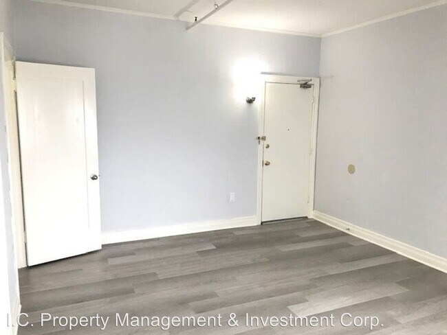 Building Photo - 2538 4th Ave