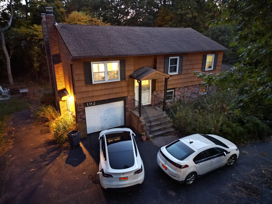 Primary Photo - 192 Woodland Dr