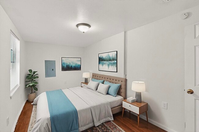 virtually staged - 5645 Santa Fe Ave