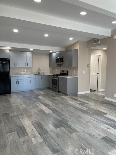 Foto del edificio - 6638 Atoll Ave