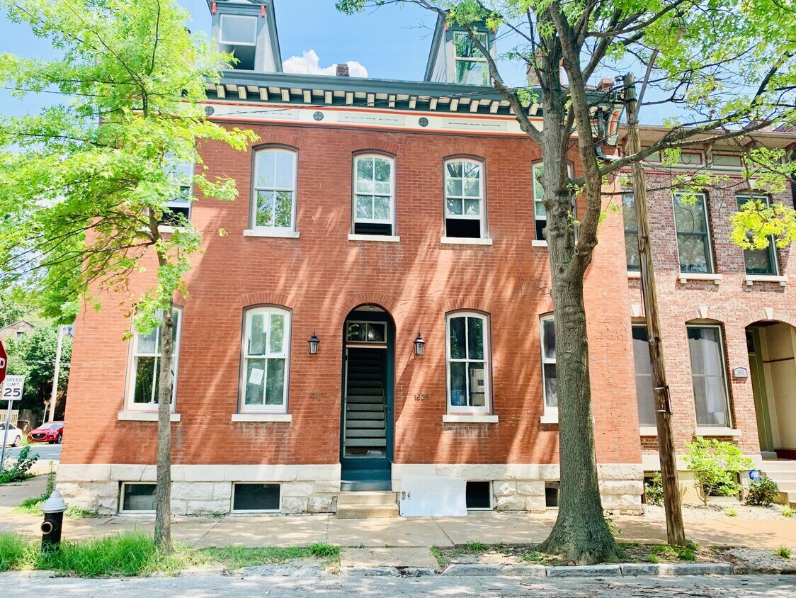 Primary Photo - 1625 Carroll St