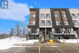 Building Photo - 16 Melbourne Ave