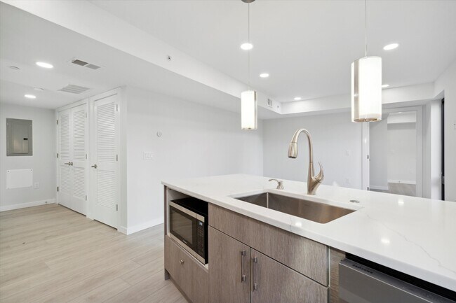 Foto del edificio - 3804 Lancaster Ave