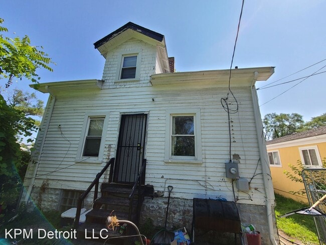 Building Photo - 5 br, 1 bath House - 17545 Asbury Park