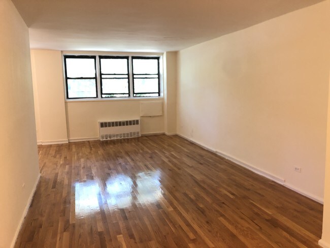 Foto del edificio - 540 Ocean Pkwy