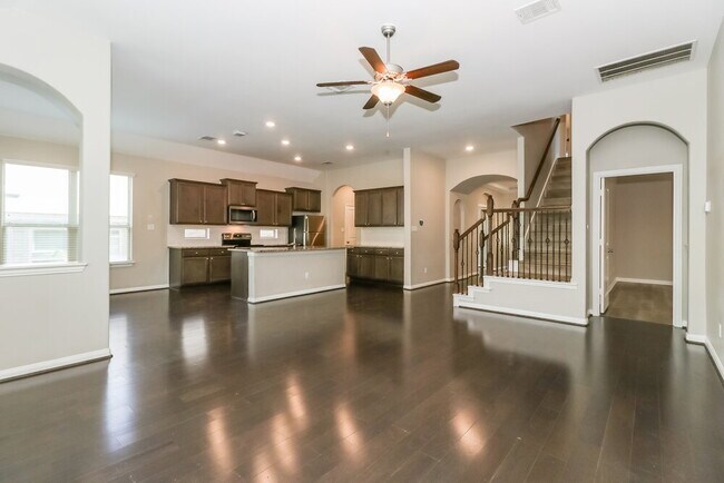 Foto del edificio - 409 Pinnacle View Dr