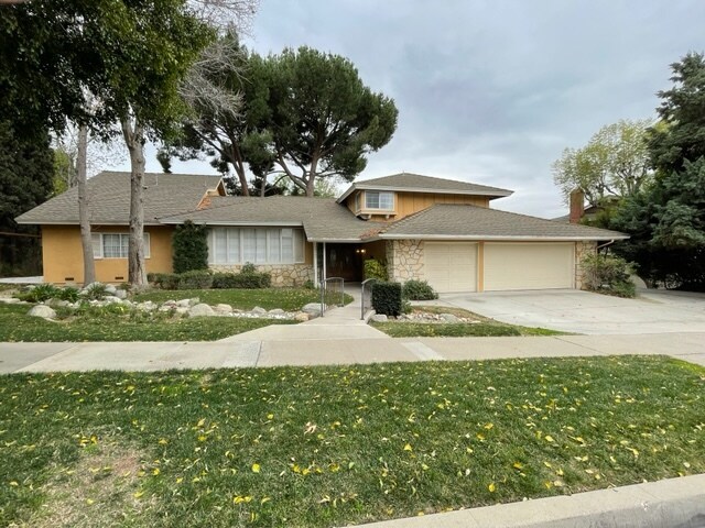 Foto principal - 19582 Old Ranch Rd