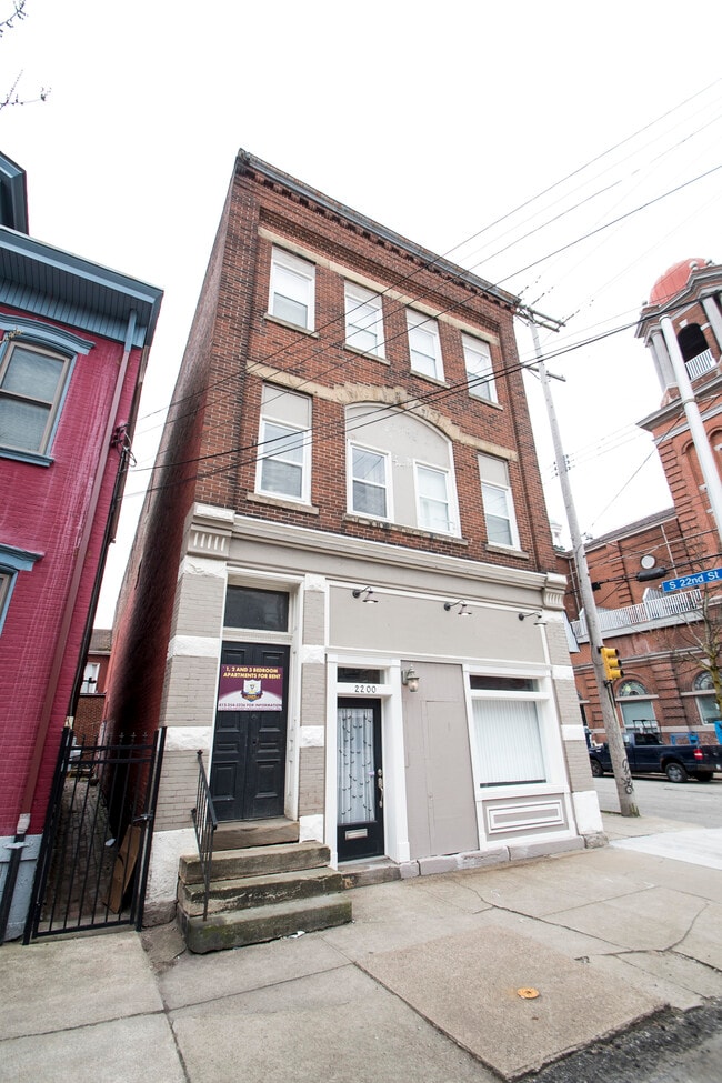 Building Photo - 117 S 22nd St