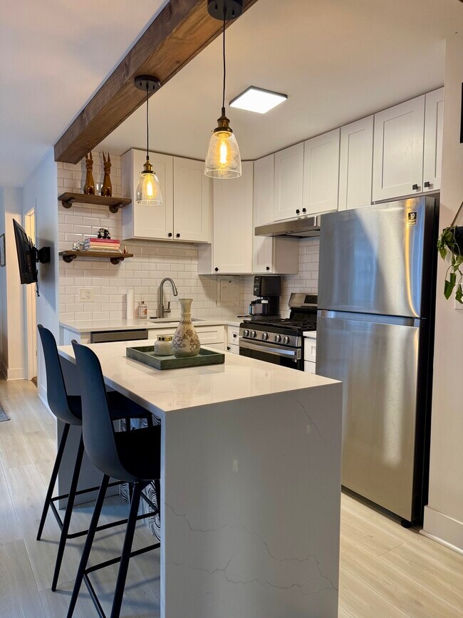 Foto del edificio - 850 N Dewitt Pl