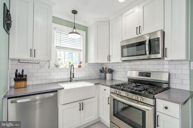 Foto del edificio - 57 Ridgeway Ave