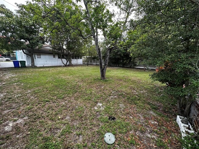 Foto del edificio - 105 NW 31st St