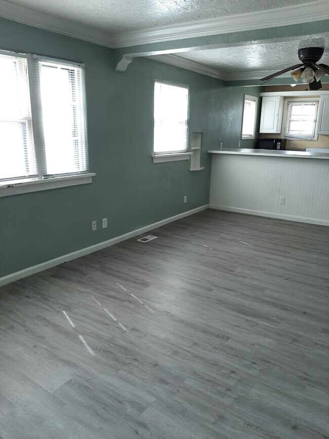 Foto del edificio - 1017 16th St