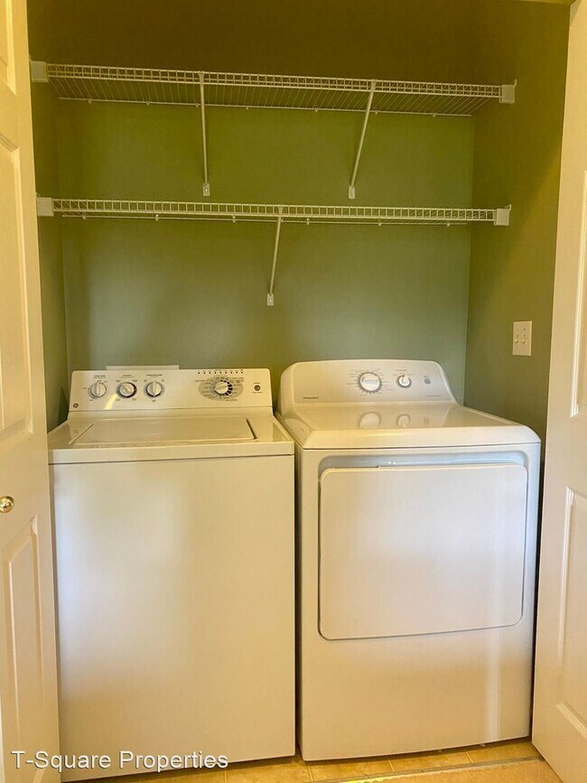 Foto del edificio - 2 br, 2.5 bath House - 3030 SE 12th St #1077