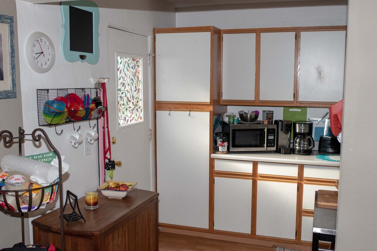 Foto principal - 8208 N Edison St