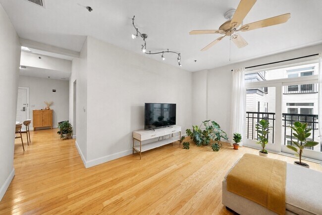 Foto del edificio - 1723 Washington St