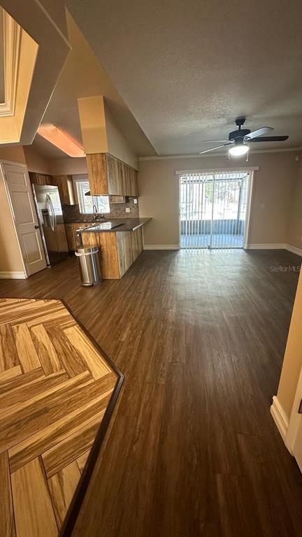 Foto del edificio - 102 Winding Ridge Dr